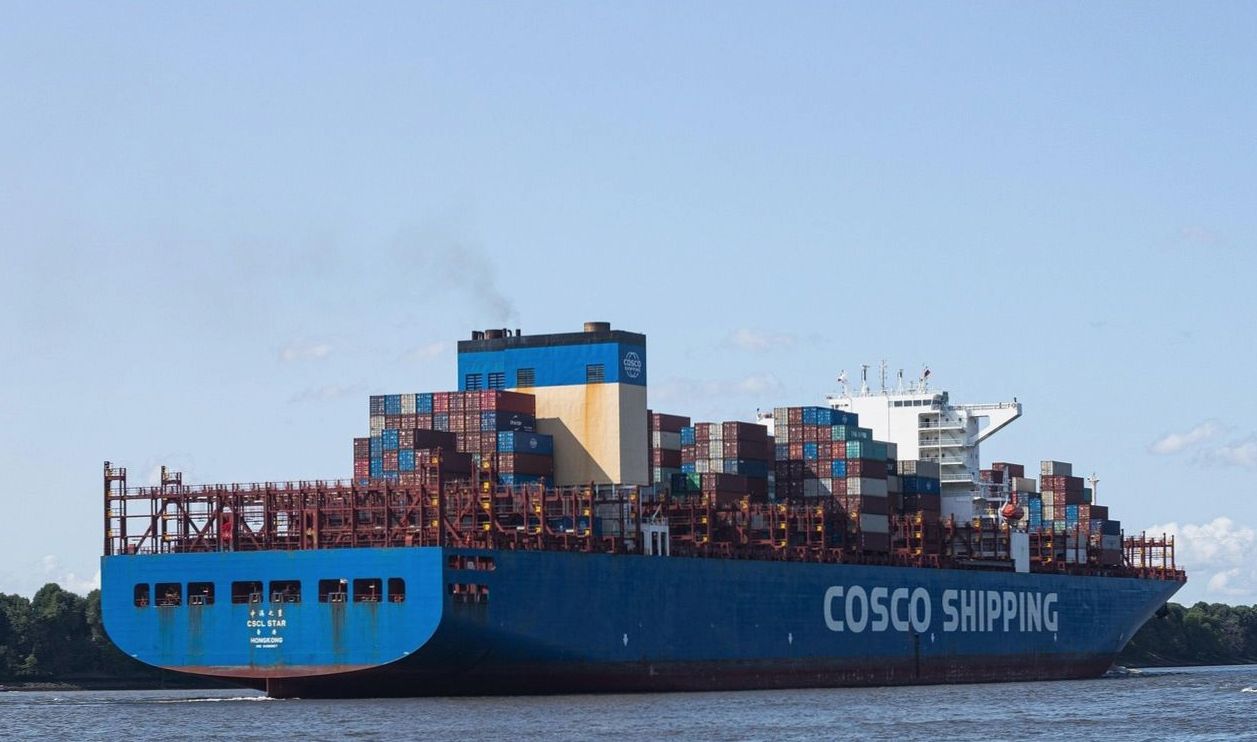 Toegangskans logistiek team tijdens een werkoverleg